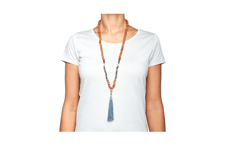 Mala 108 ( labradorīts, kristāls, koks)