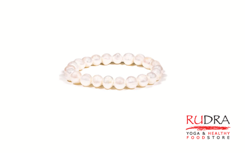 Pērļu rokassprādze